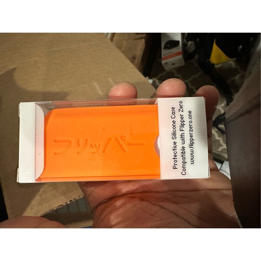Silicone Bumper for Flipper zero. Protection case - Picture 2 of 2